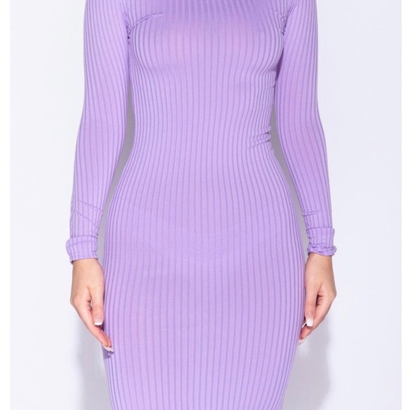 Runs small-Lilac ribbed long sleeve dress - Picture 3 of 7